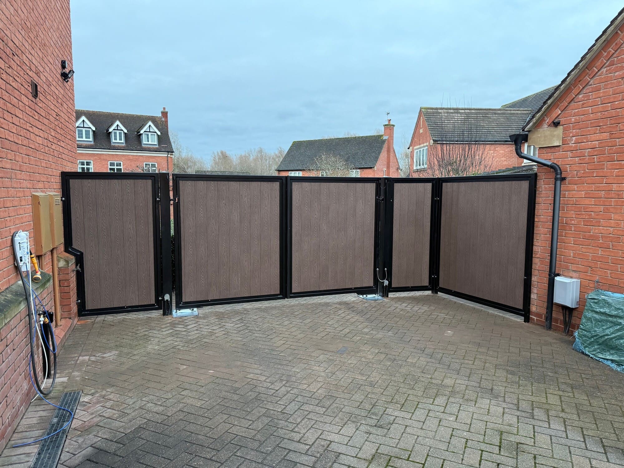 Composite Gate- COMP48